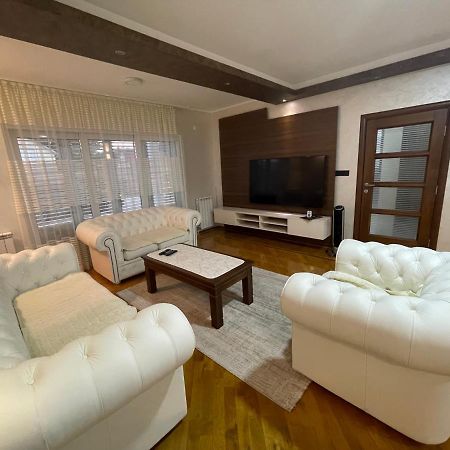 Hotel Royal Garden Nikšić Exteriér fotografie