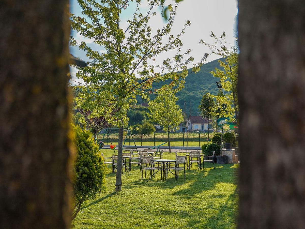 Hotel Royal Garden Nikšić Exteriér fotografie